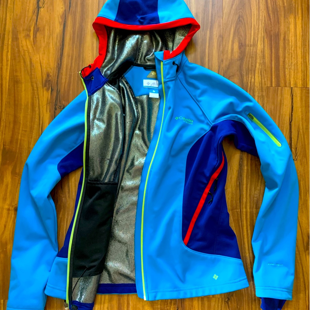 Women’s light weight Columbia jacket